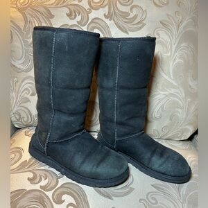 UGG Women’s 8 Tall Black Boots, Fleece, Fur, Winter Shoe, Sheepskin